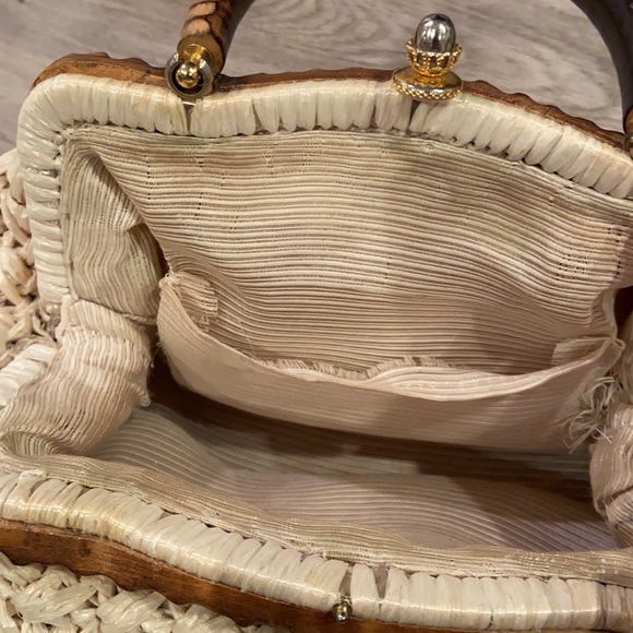Vintage Straw Wooden Handle Clutch Bag - Picture 5 of 9